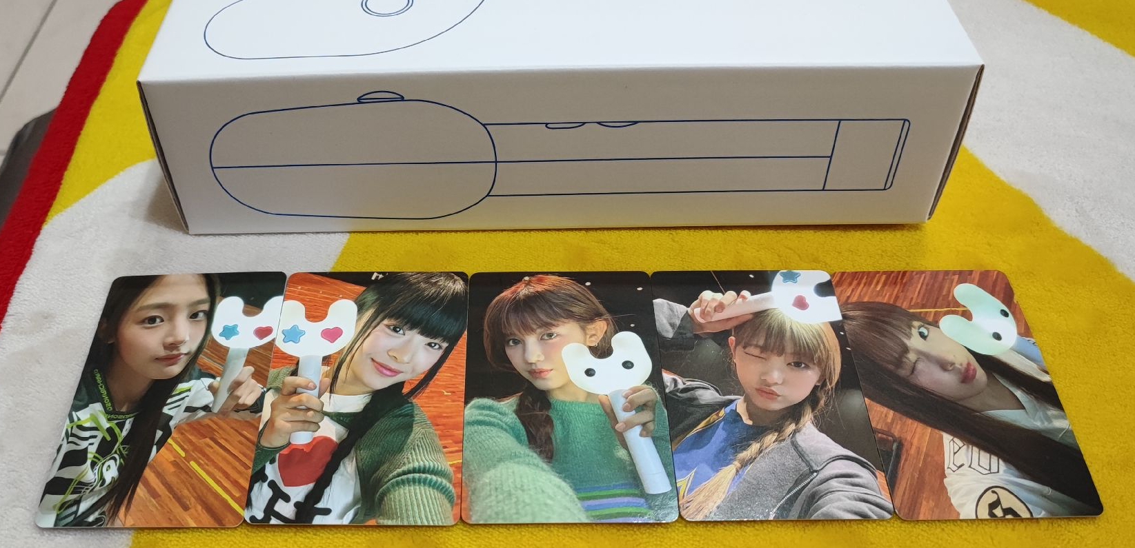 NewJeans 手燈卡 (一套5張) 保證官方正版