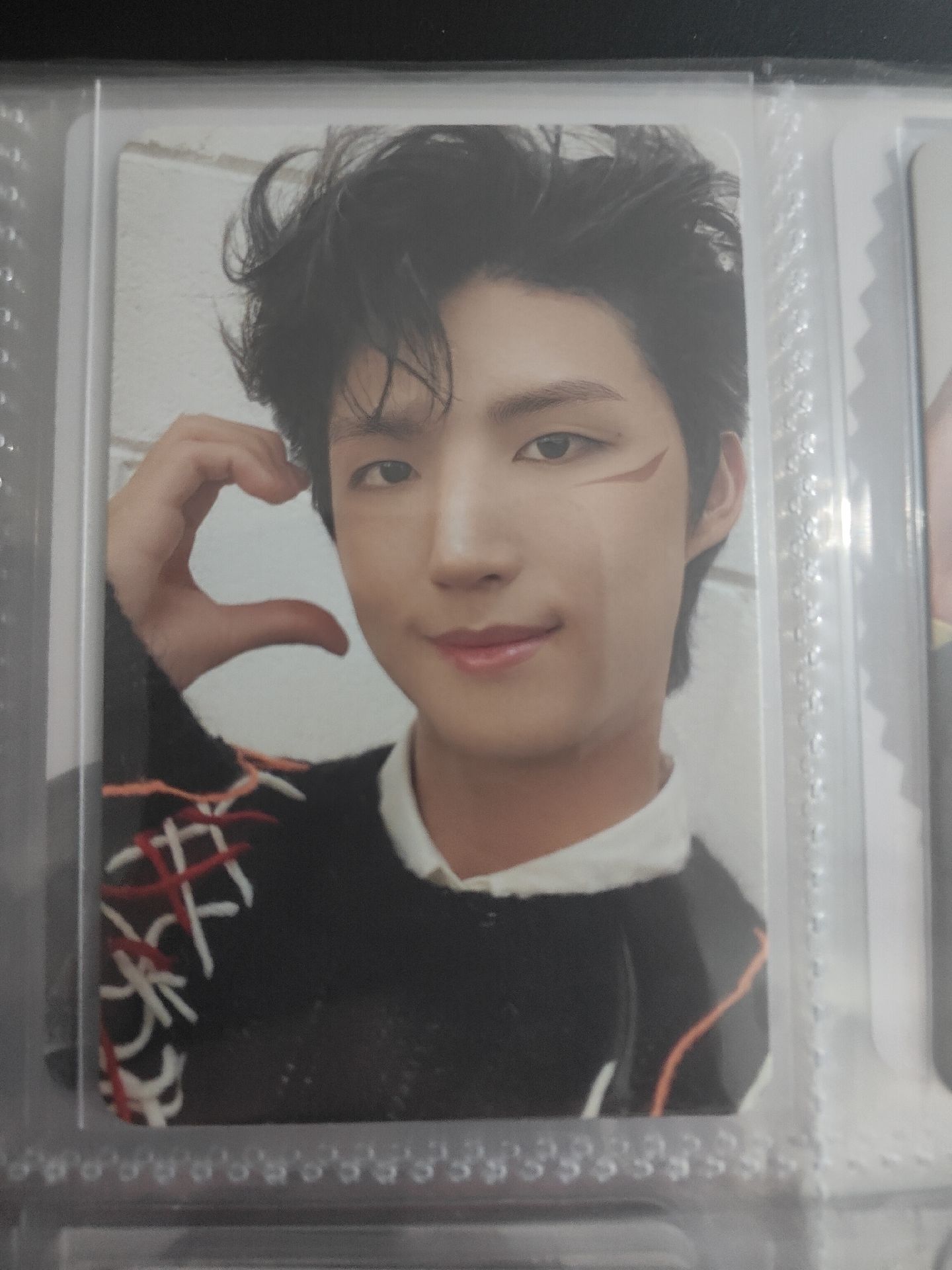 臉夾不是愛心是愛你