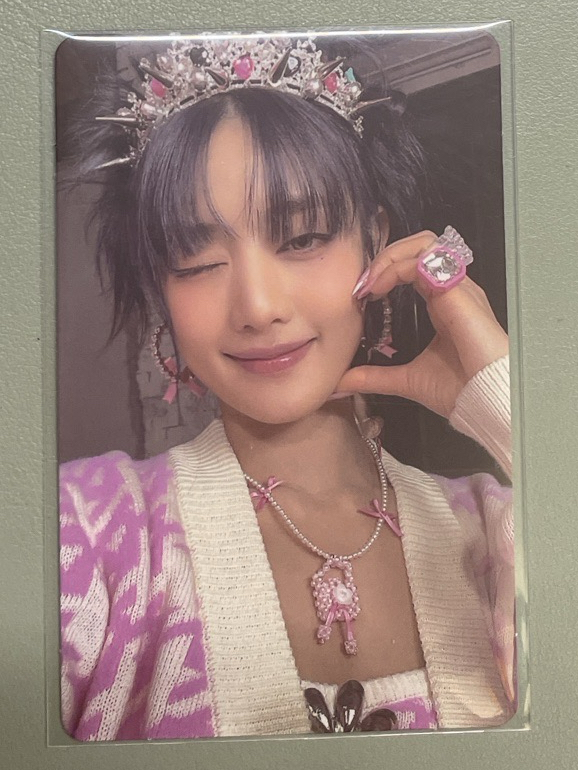 I feel 專輯卡 QUEEN版