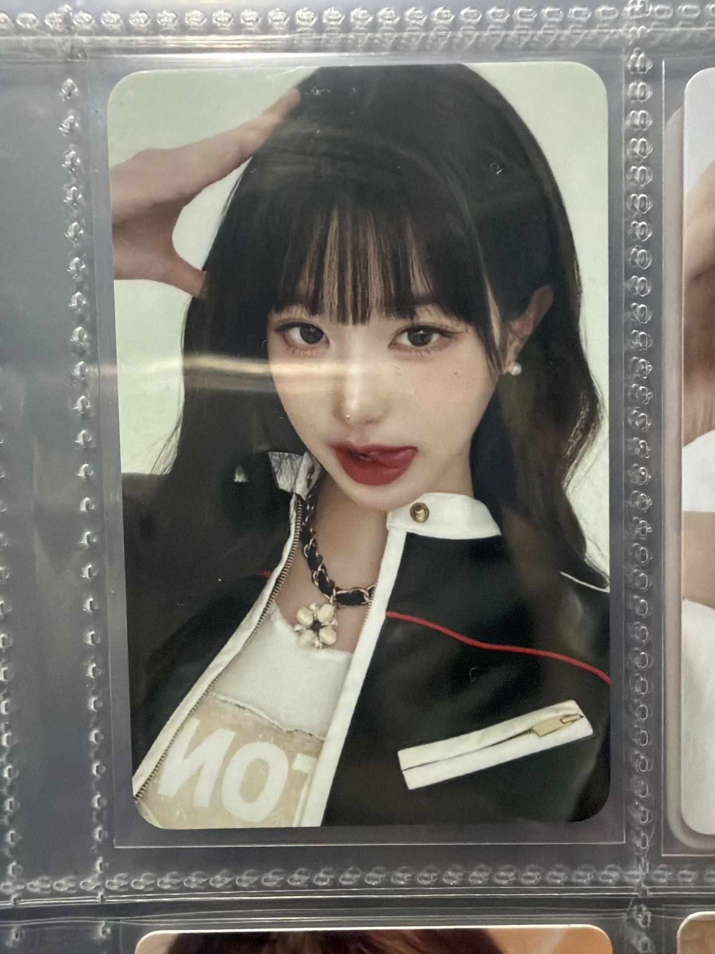 SHOW WHAT I HAVE 隨機卡 泰國場限