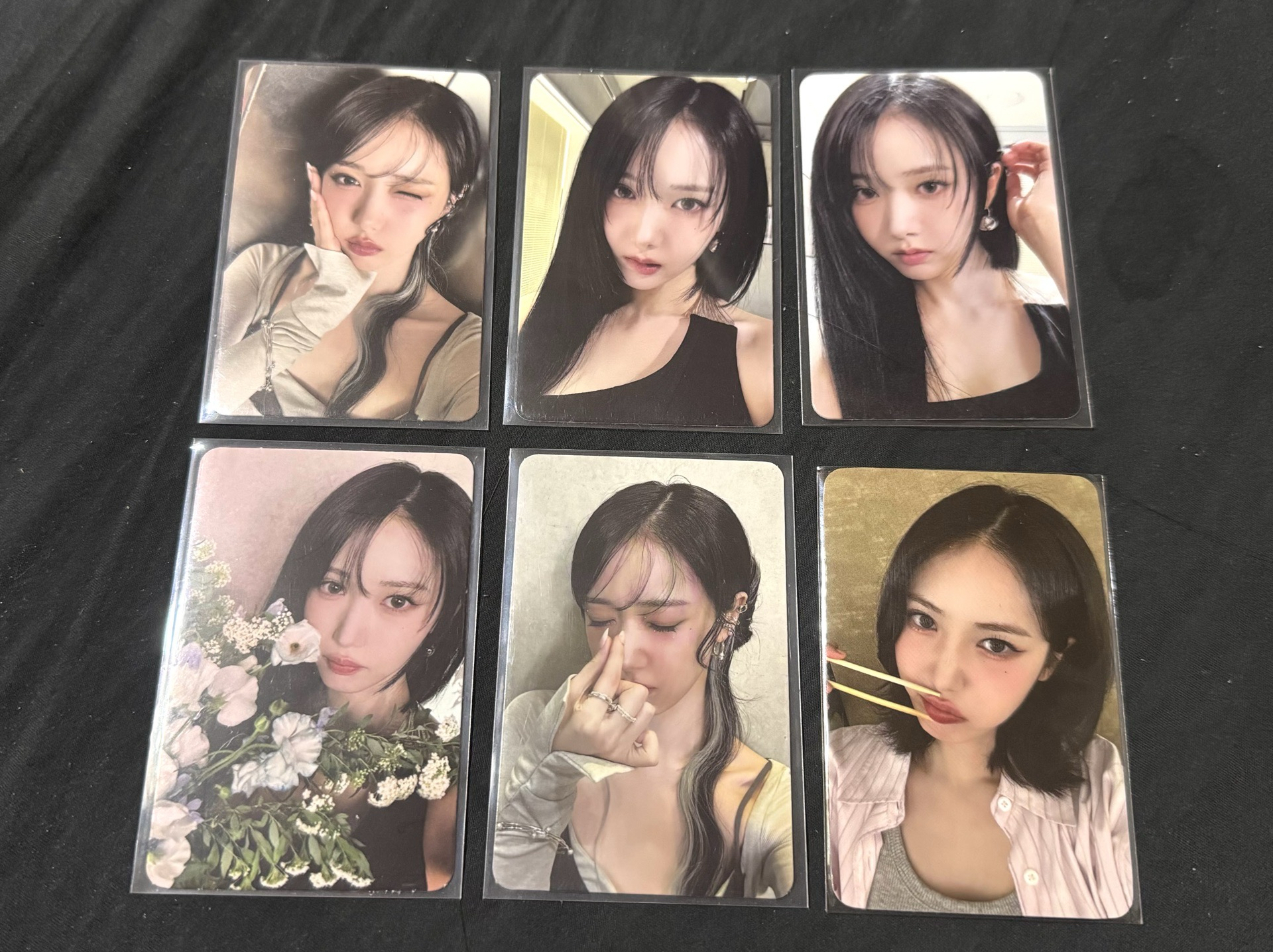 VIVIZ-正一 [A Montage of ( )］信飛Sinb小卡