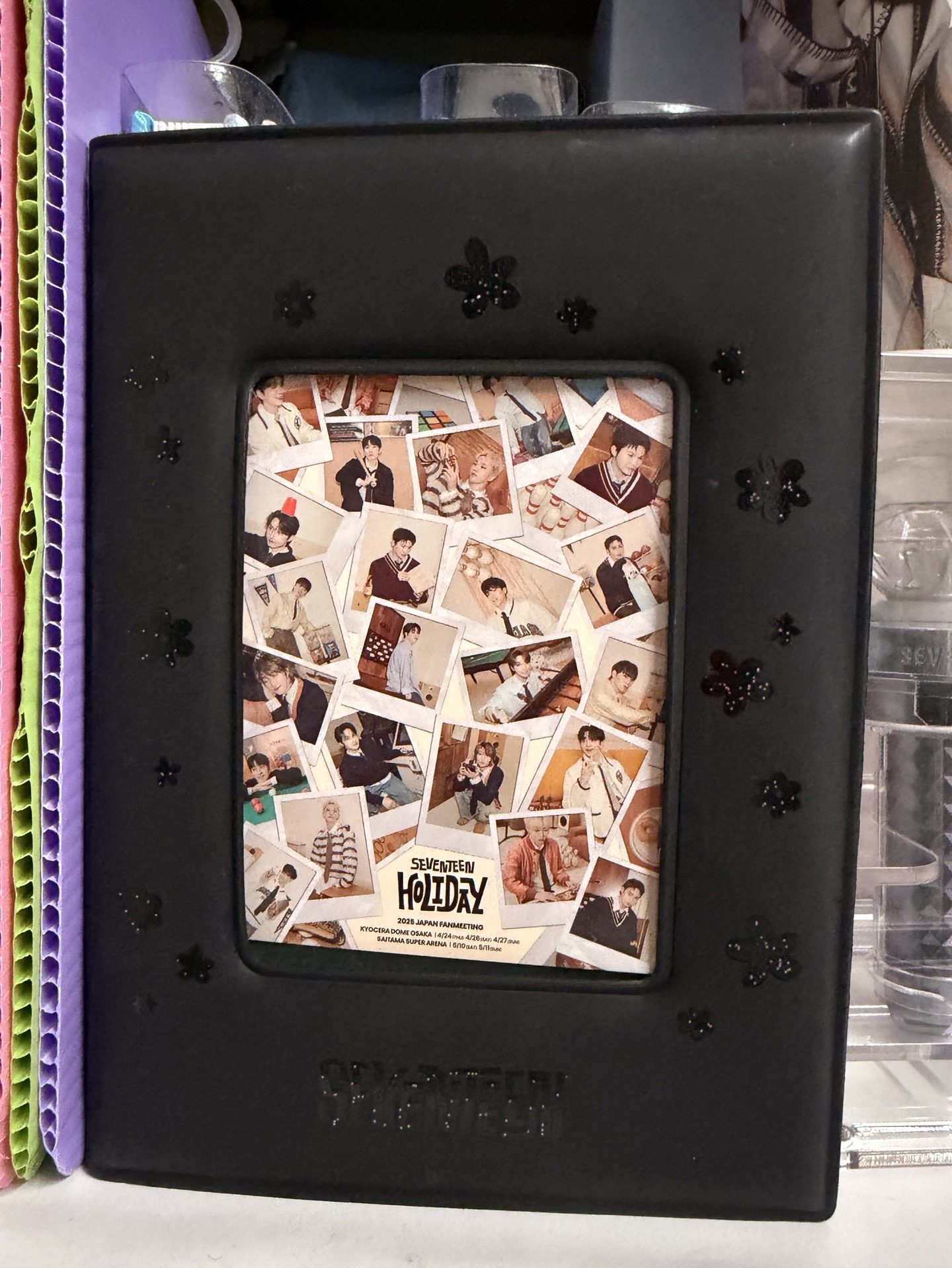 SEVENTEEN HOLIDAY護照套