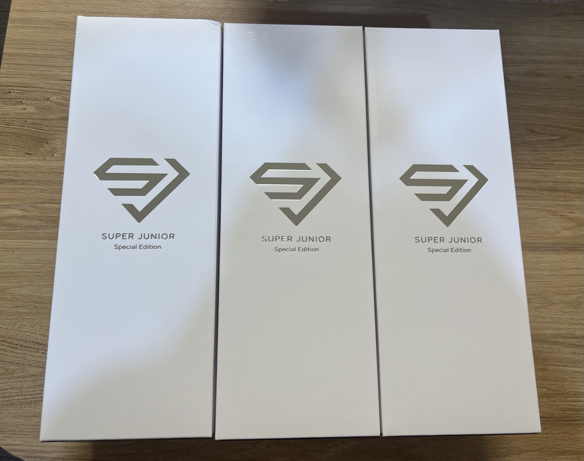 Super Junior 特別版手燈（全新現貨）