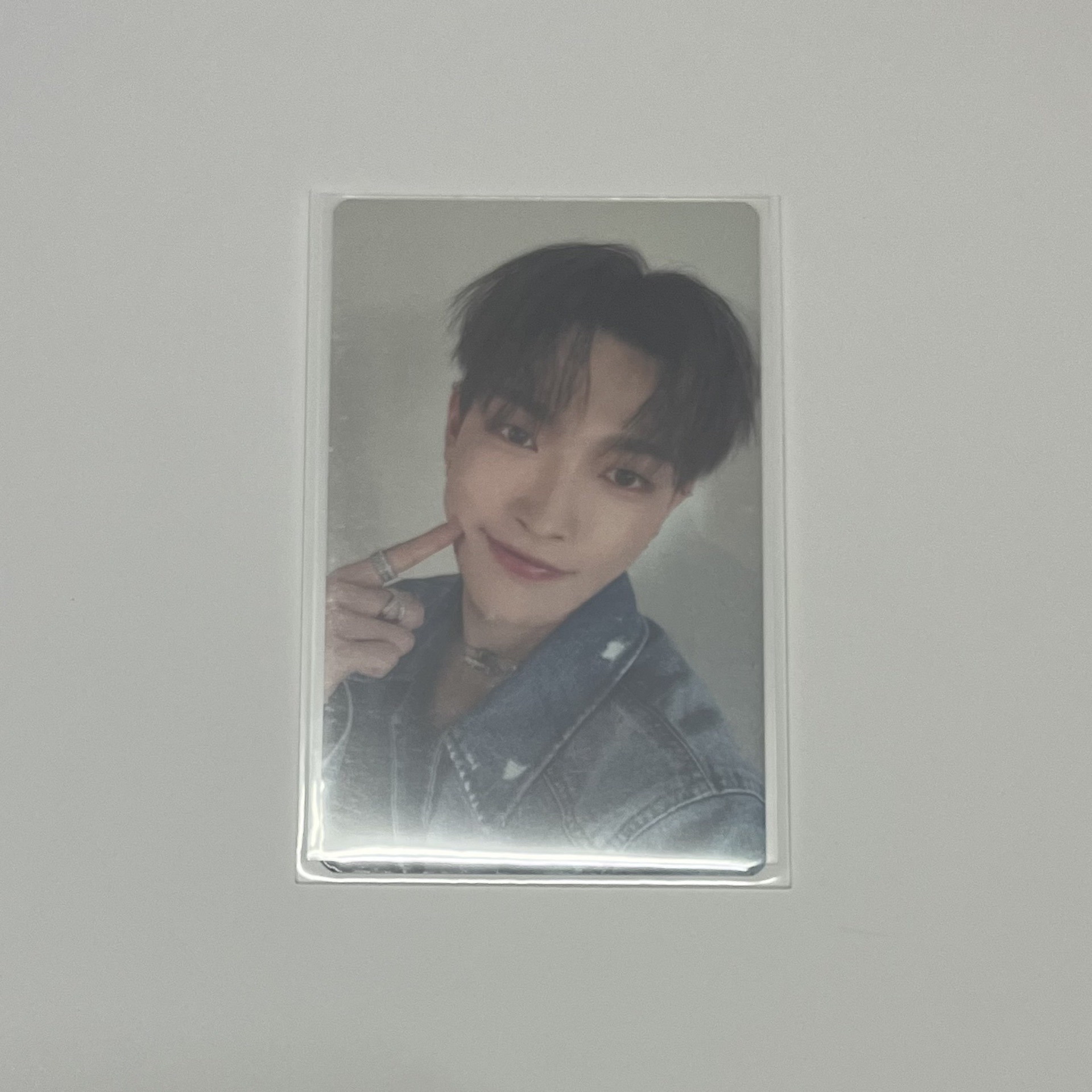 Not Okay 環球特典卡 