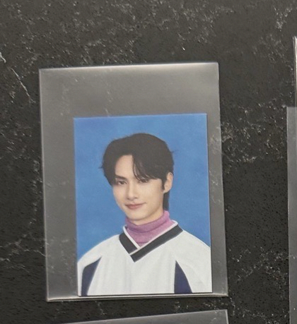 俊25克拉島證件照