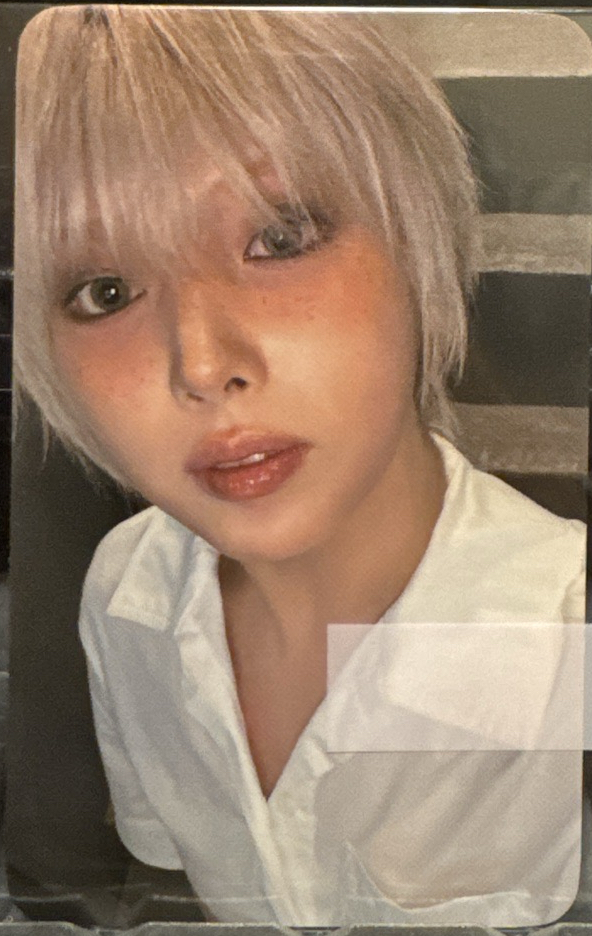 NMIXX blue valentine jiwoo