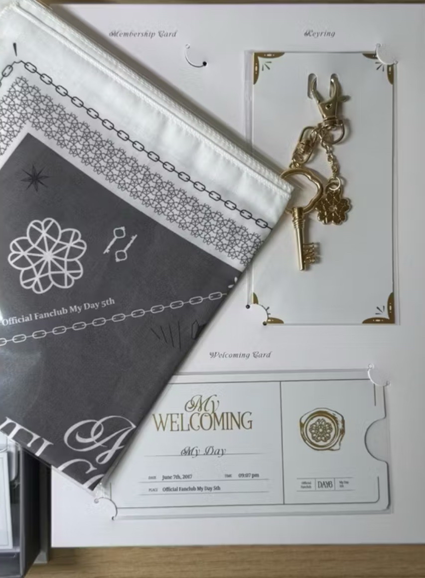 DAY6 五期會員禮 （僅取出會員卡其餘接未拆）