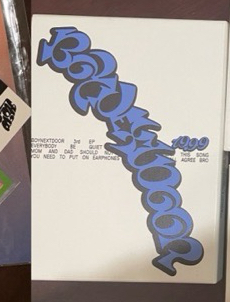 空專4（3小海報+明信片+ID卡）