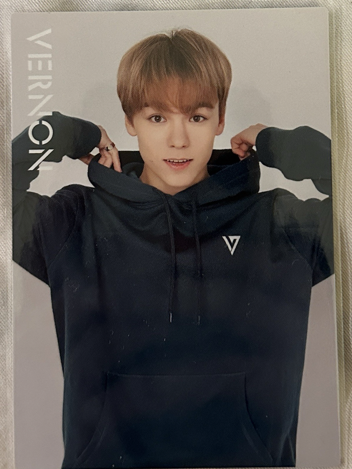 VERNON 2018日巡卡包卡