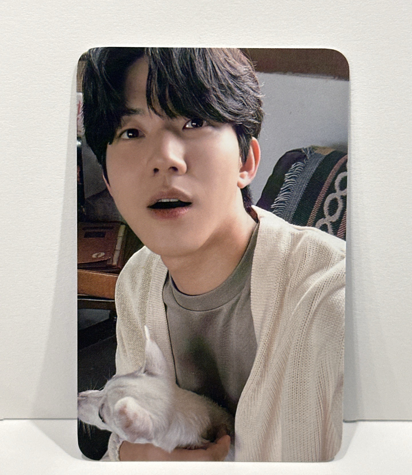 含綁 Out of the blue 문득 度云小卡