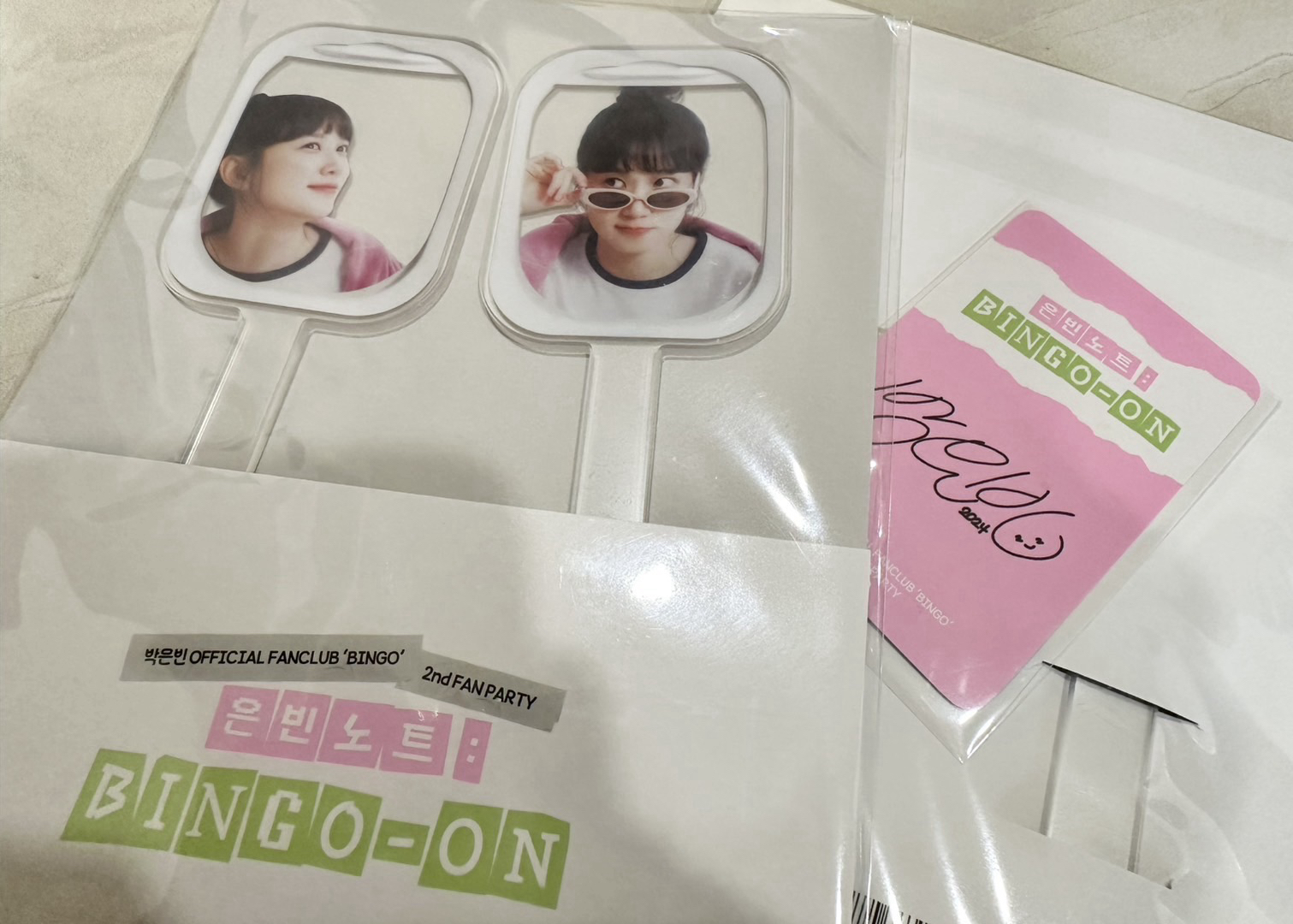 24 fm 恩斌 壓克力拍照道具 附小卡