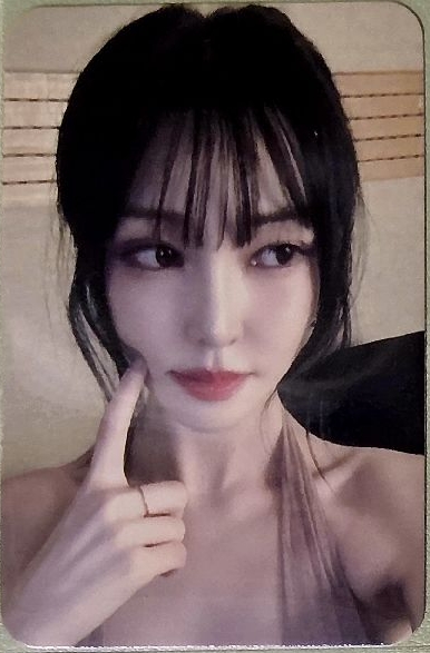 Yuju solo 迷三 DMM 線下 特典