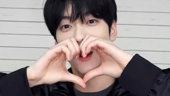 不定期出卡為了追線下忍痛割愛ing🍡我愛口香糖🍡