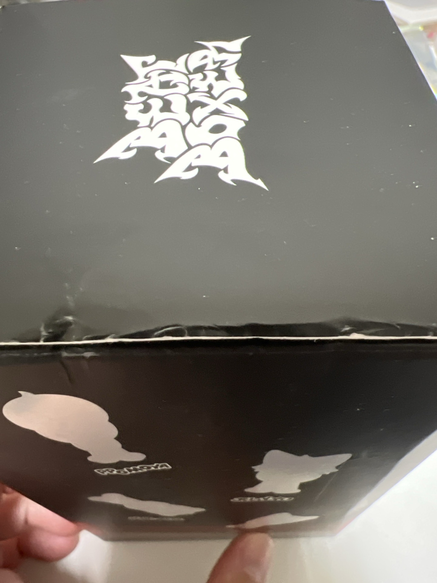 外盒有損 買到的時候就長這樣了