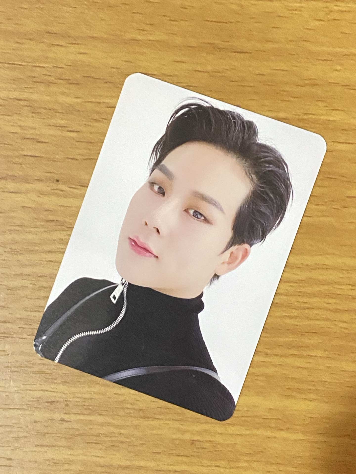 MONSTA X周憲小卡