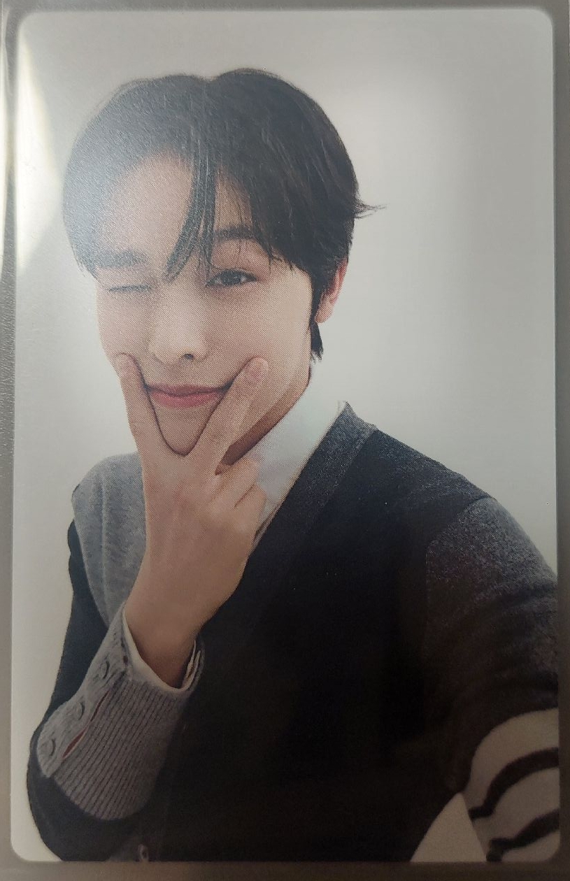 RIKU 預出道隨機卡