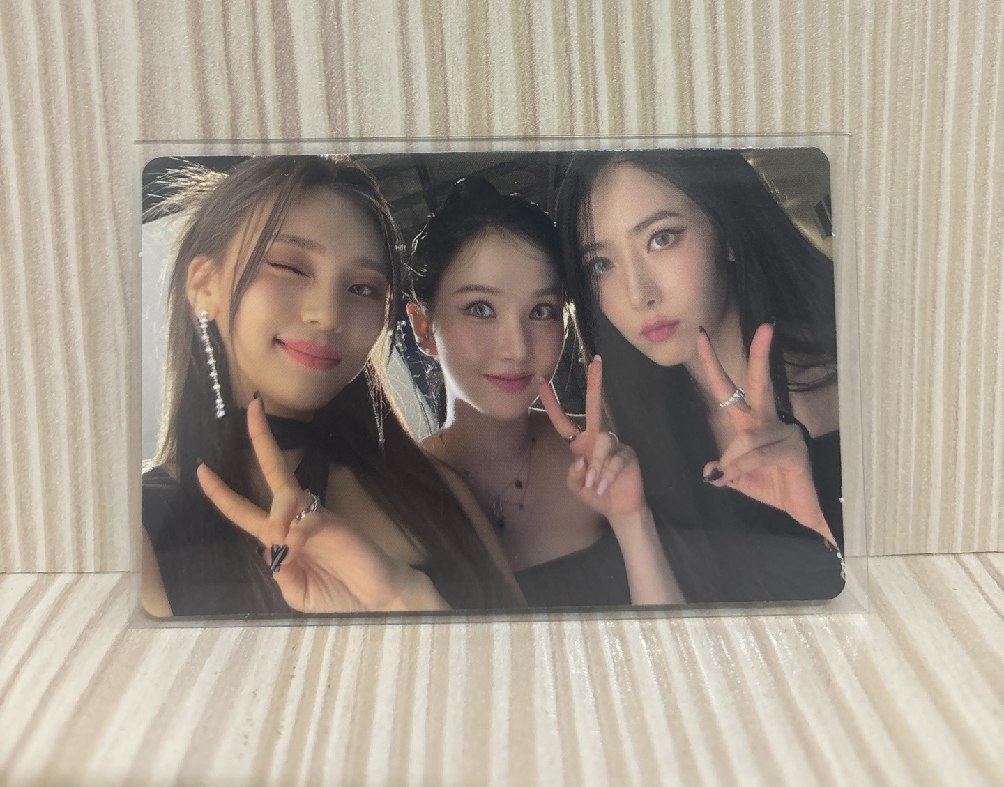 VIVIZ 迷三專團卡