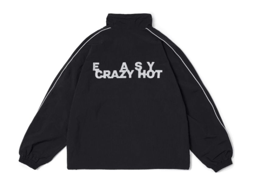 LE SSERAFIM世巡外套