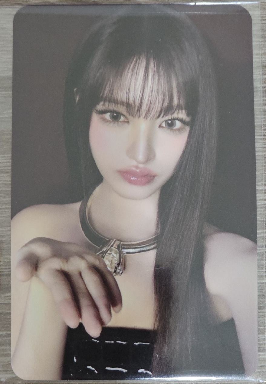 LIZ 滿額卡