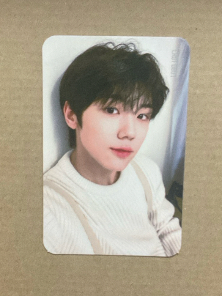 Crvity 性珉出道專卡