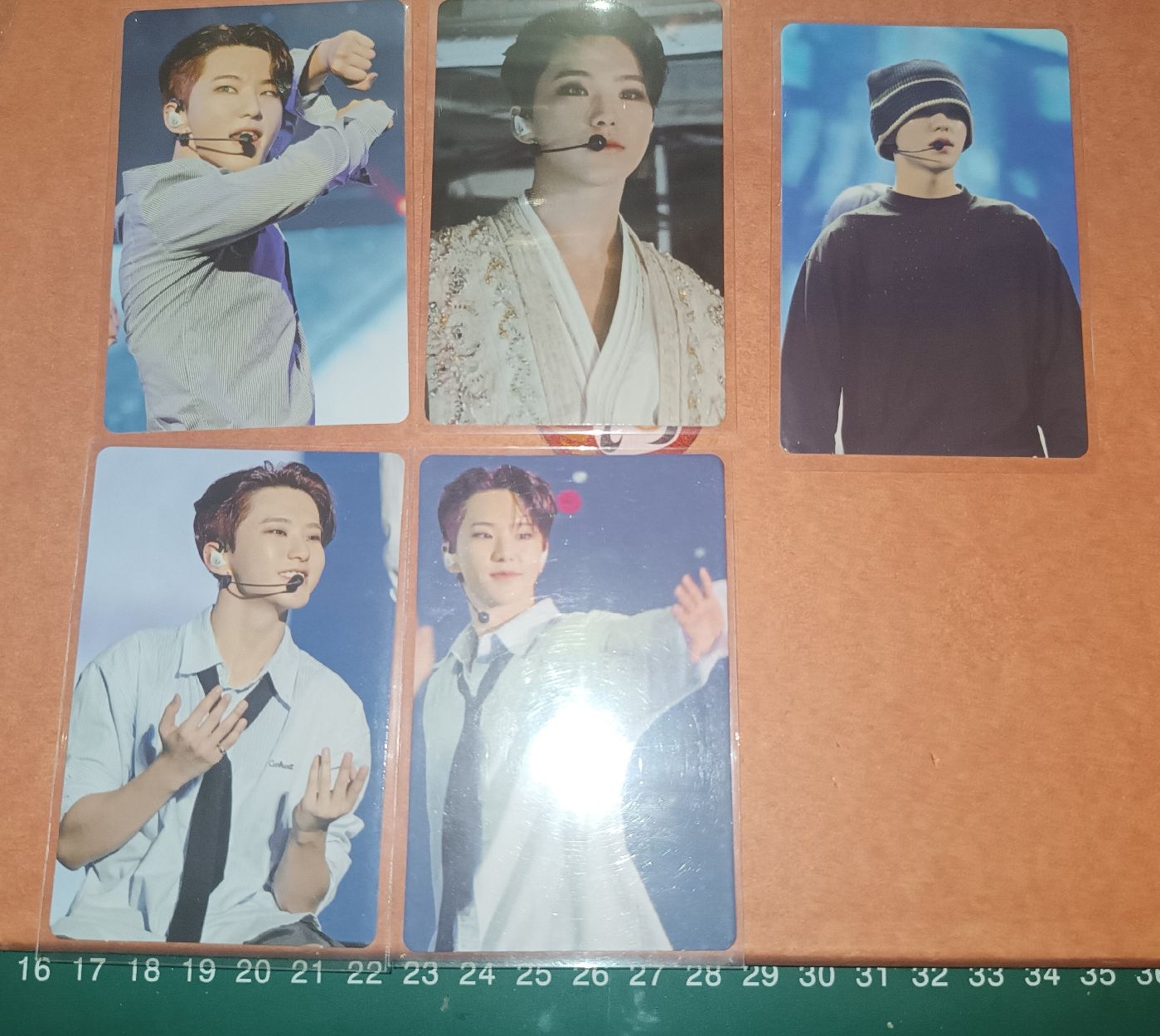 FOLLOW FELLOW 隨機卡 