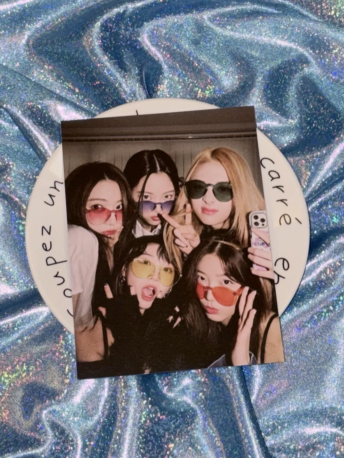 Le Sserafim 團體明信片