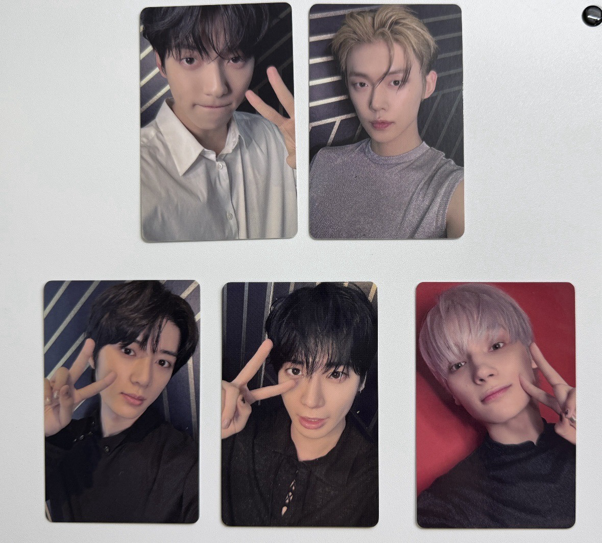 正四yzy上海簽售 一套