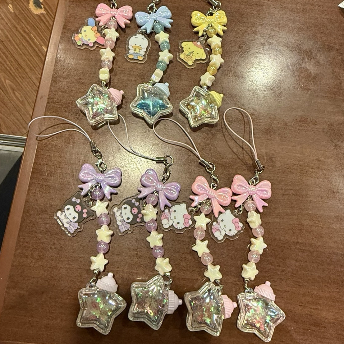 三麗鷗 星塵寶寶奶瓶系列 手機吊飾 實體圖看圖二