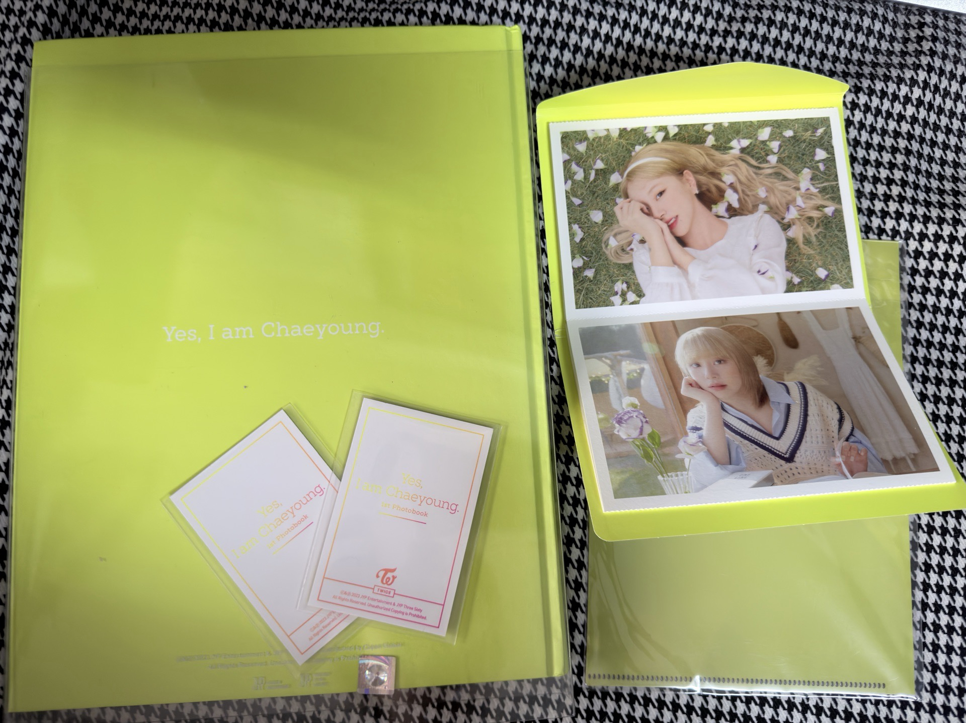 (現貨有特典）Twice Yes,I am Chaeyoung 彩瑛 寫真書 寫真集 小卡