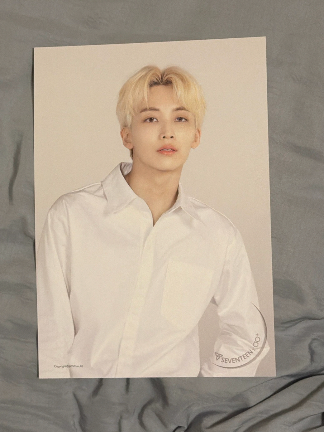 Ao+ 隱眼代言 海報