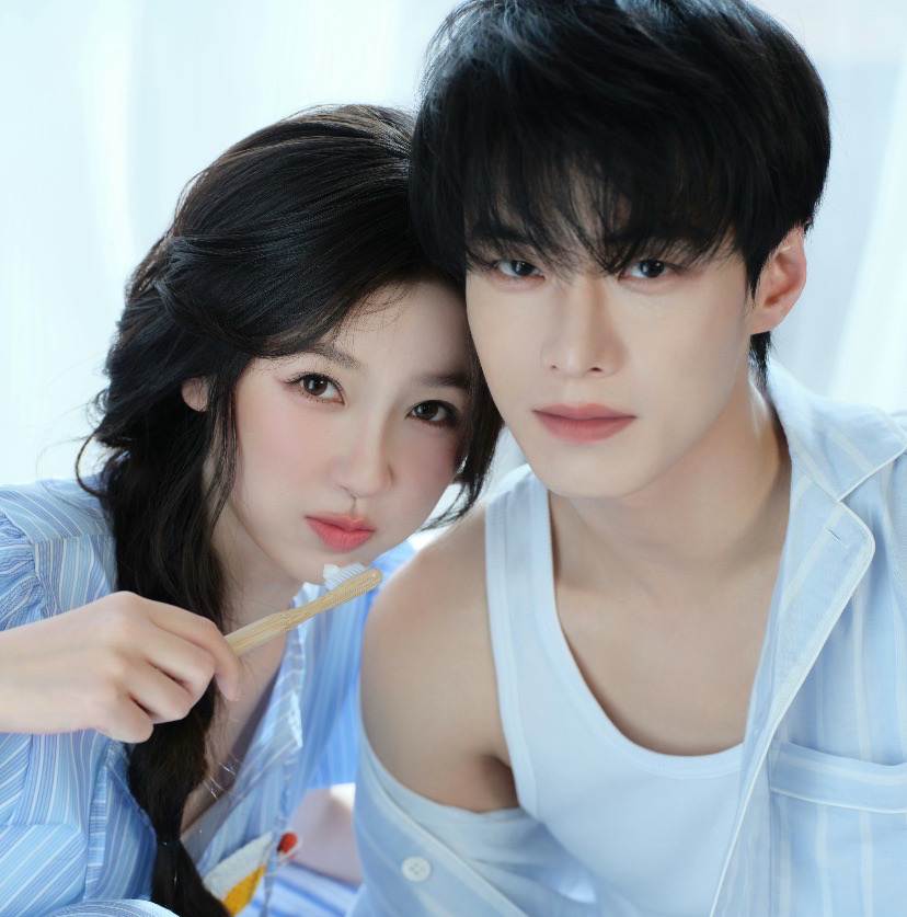 《雙軌》影視收藏卡