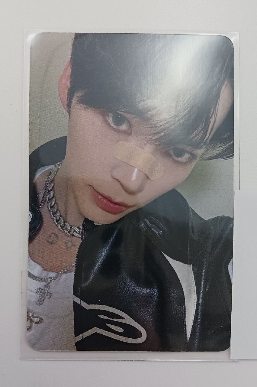 中背 sr 創可貼 成韓彬