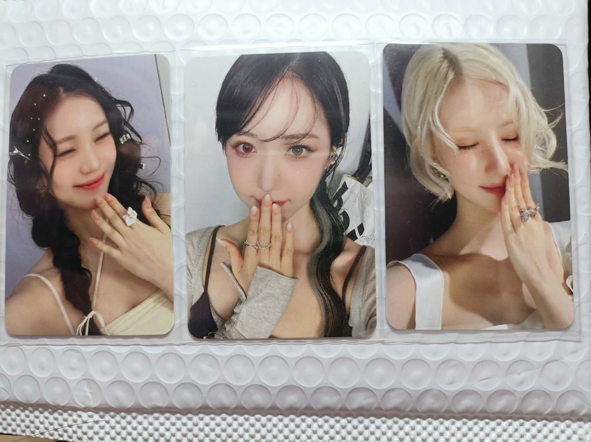 求求好心人幫忙帶她們回家吧！！！