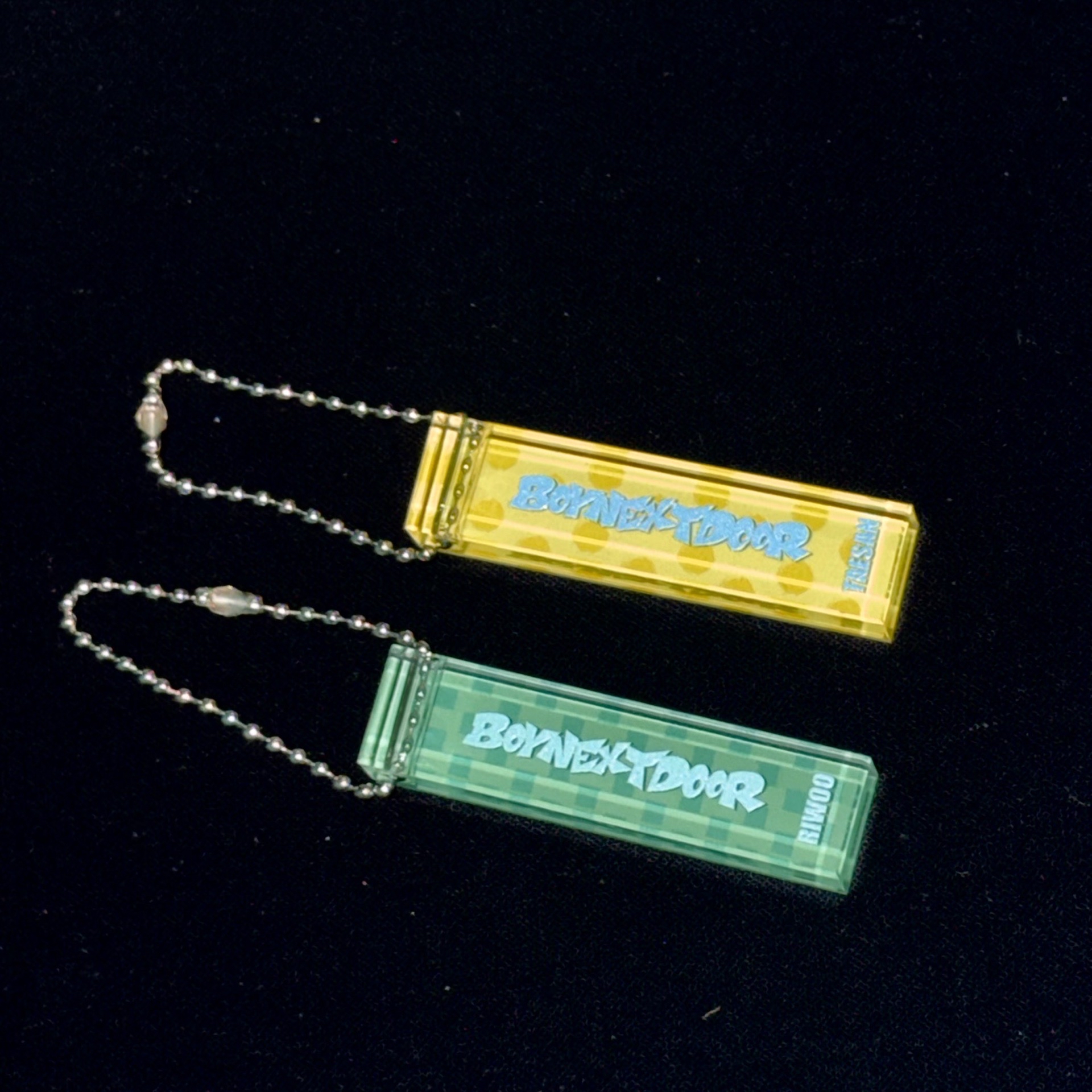 KNOCK ON 日巡扭蛋姓名吊飾