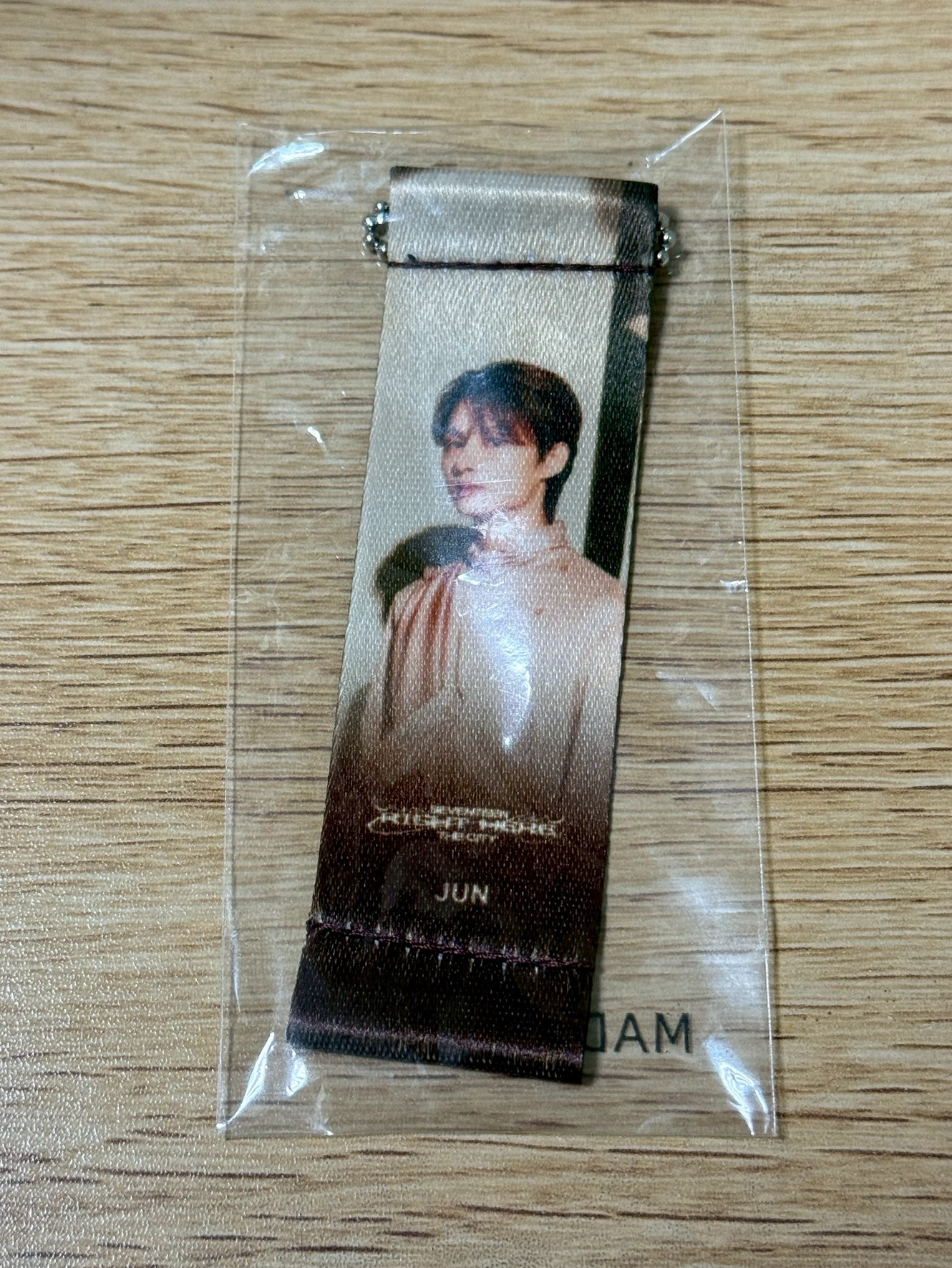 【全新未拆】RIGHT HERE - 扭蛋旗幟