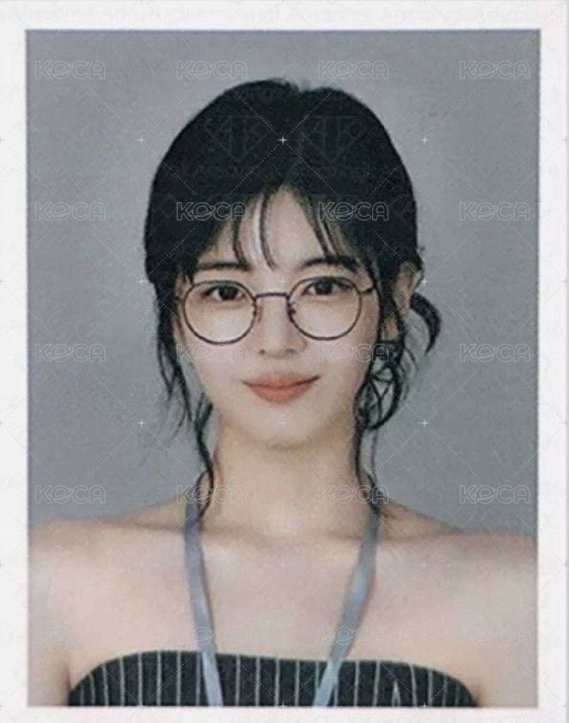 粒25年曆證件照