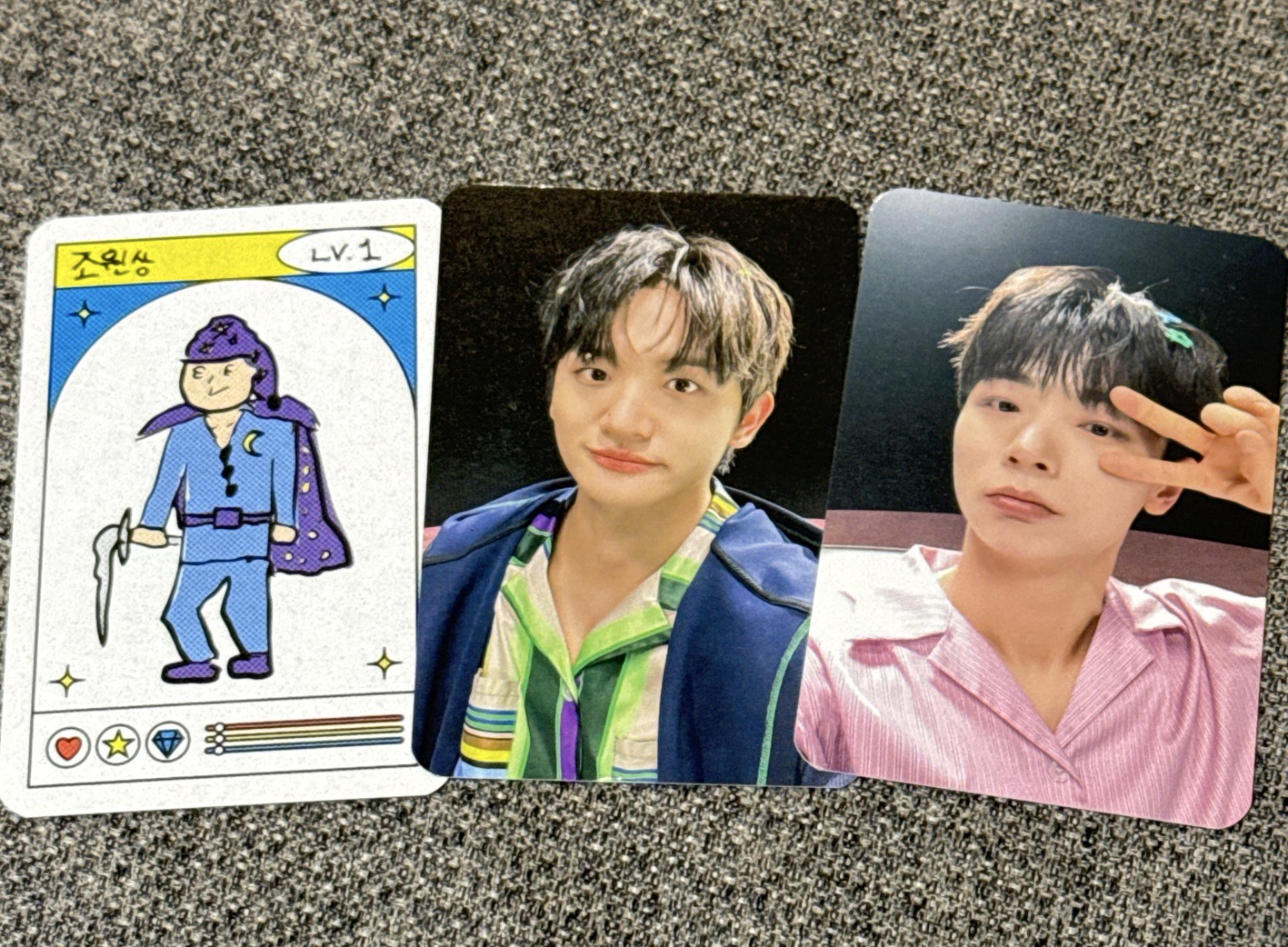 LUCY 6th ep 專輯小卡3張一套