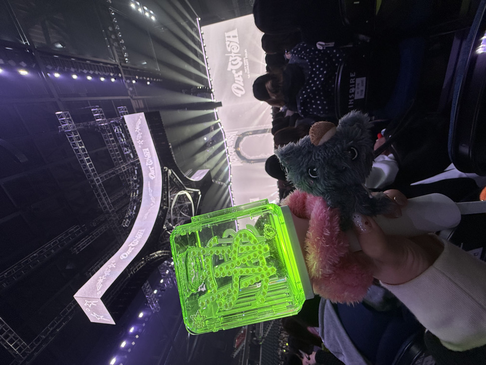 ling（請看個人簡介）