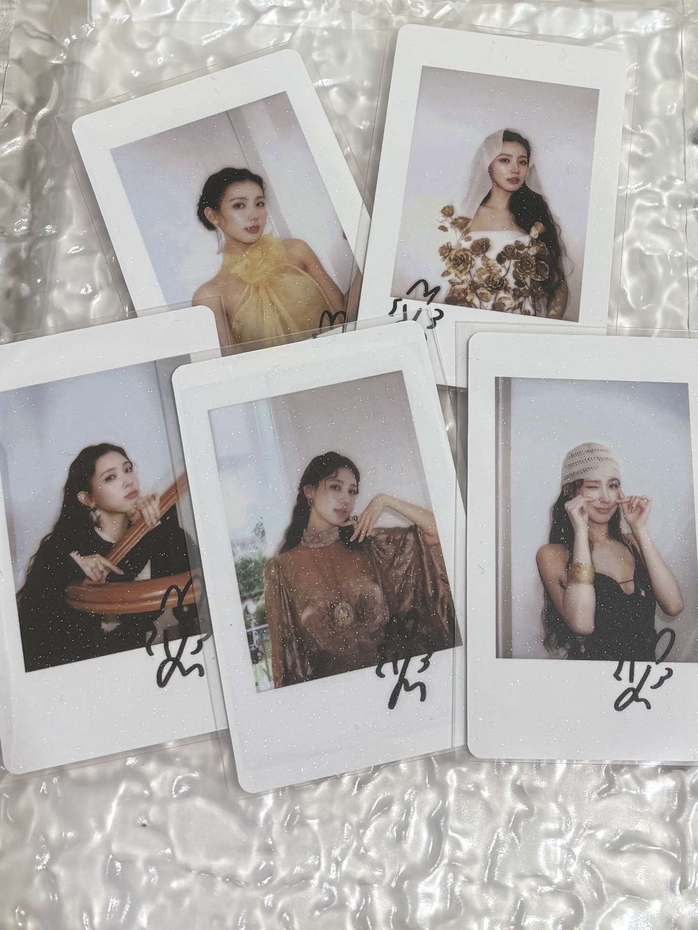 麵knight雜誌拍立得五張