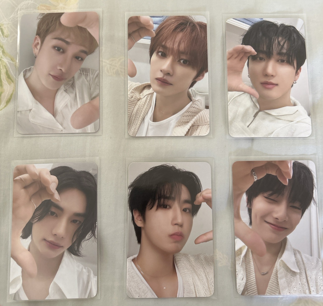 24年年曆 比心年曆卡一套不拆（無菲玟）