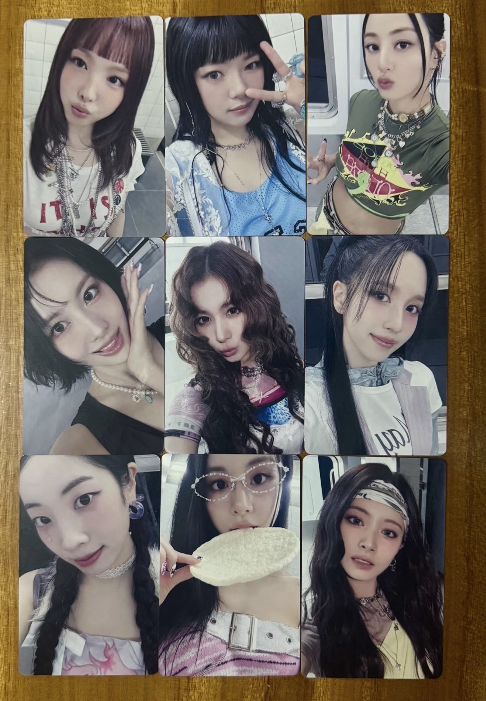 this is for  yzy 簽售卡