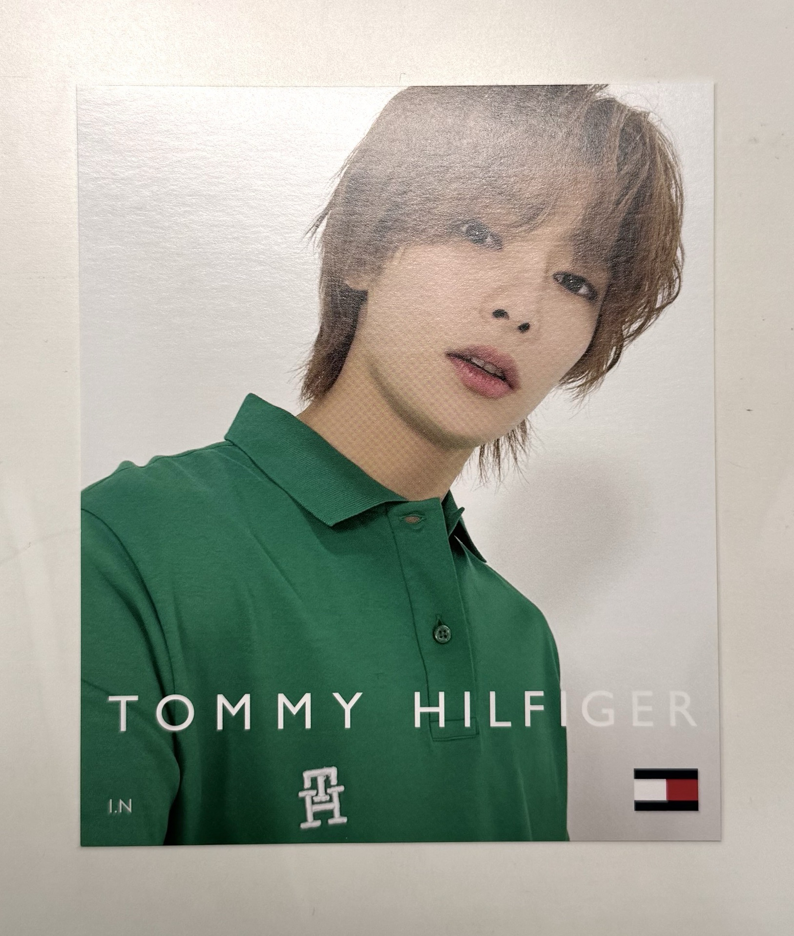 TOMMY HILFIGER 寅明信片