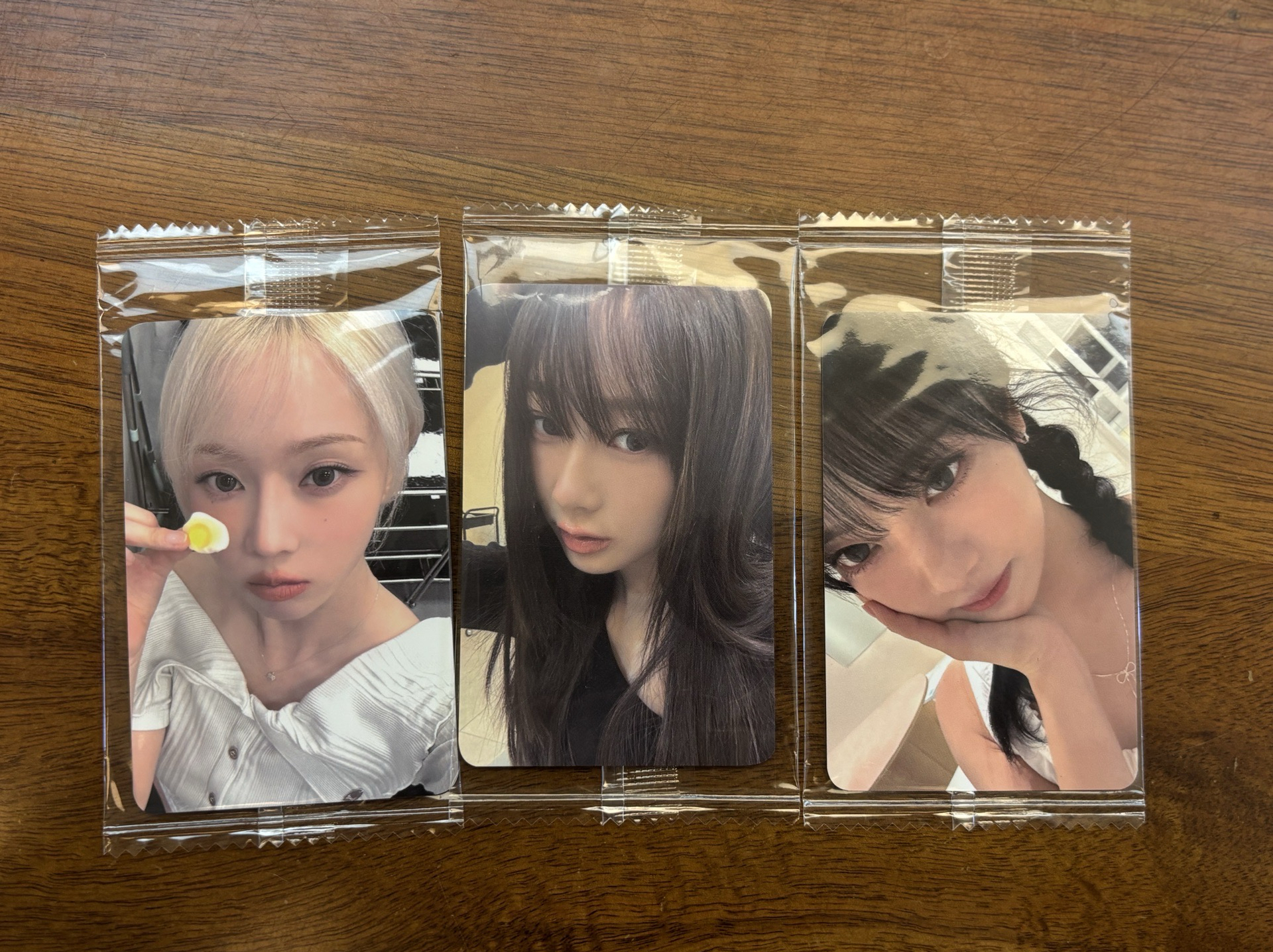 正規一 K4簽售卡 冬吉寧