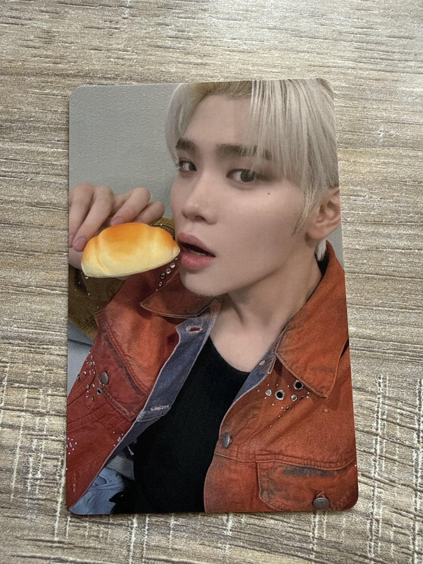 ZB1 正規一 MA吃麵包來