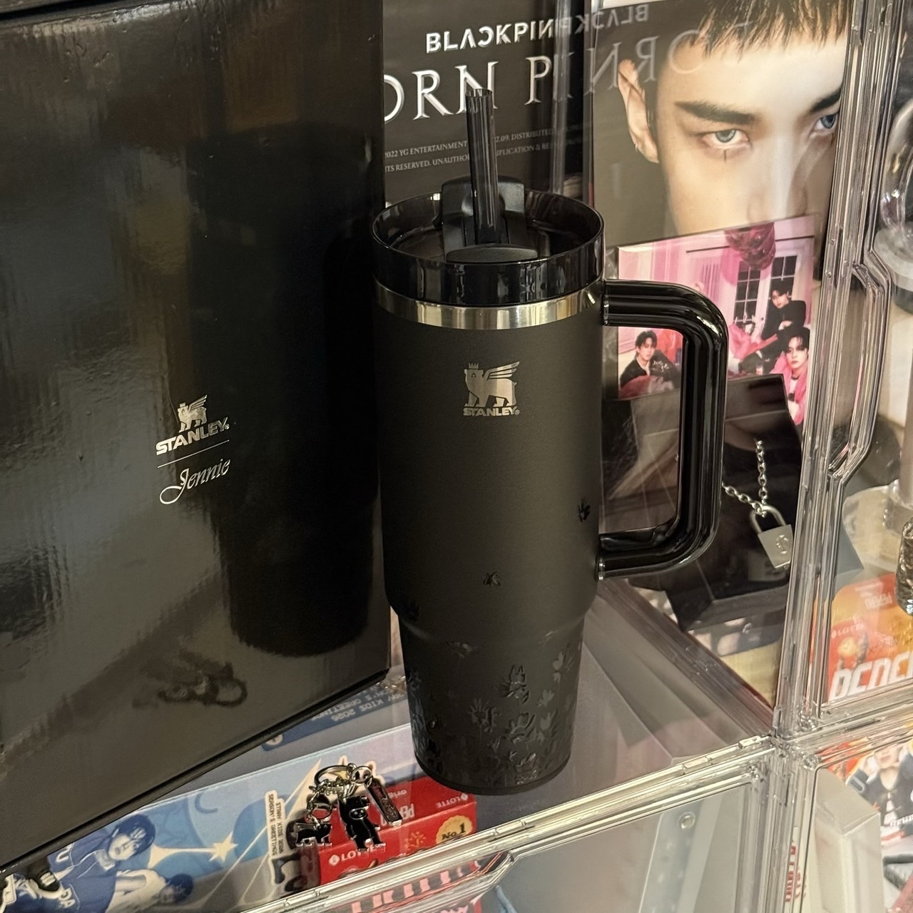 stanley 1913 x Jennie 聯名水壺