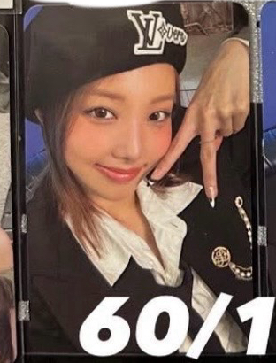 娜solo專卡 比耶💜