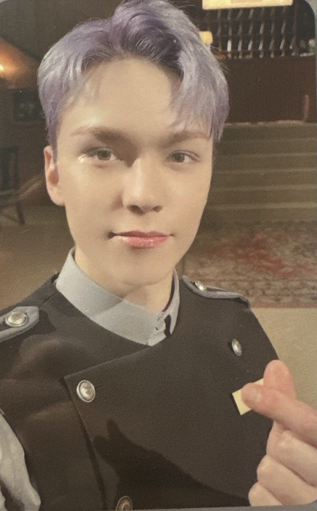 SEVENTEEN VERNON FOLLOW AGAIN克拉粽