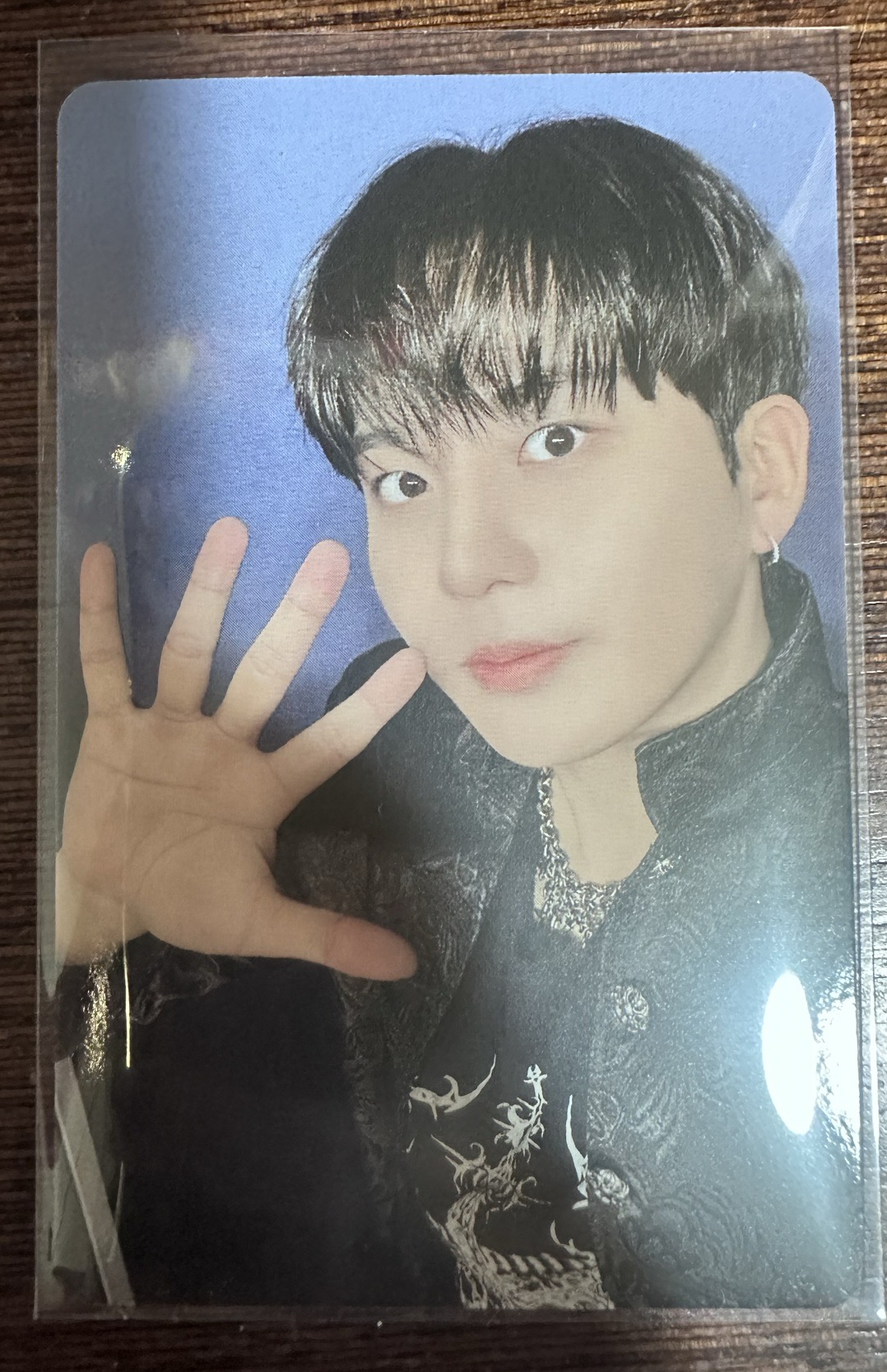 鍾🐻快閃店壓克力板小卡