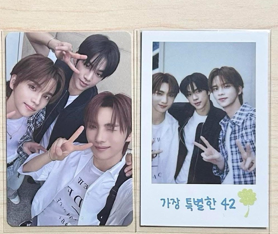 2025年曆 哥賴三人卡+拍立得