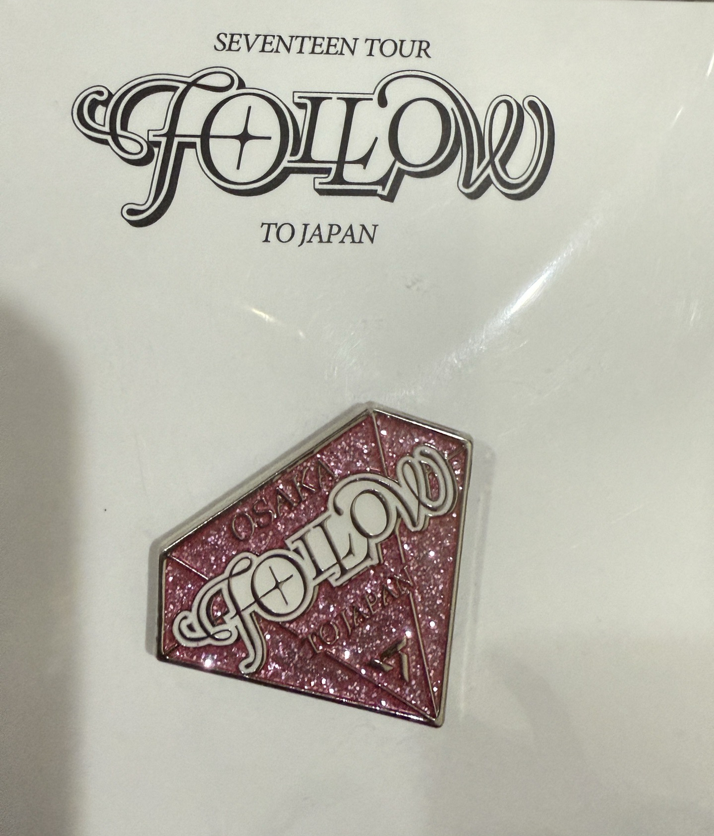 Seventeen Follow to Japan 大阪pin 全新未拆（已保留勿下單）